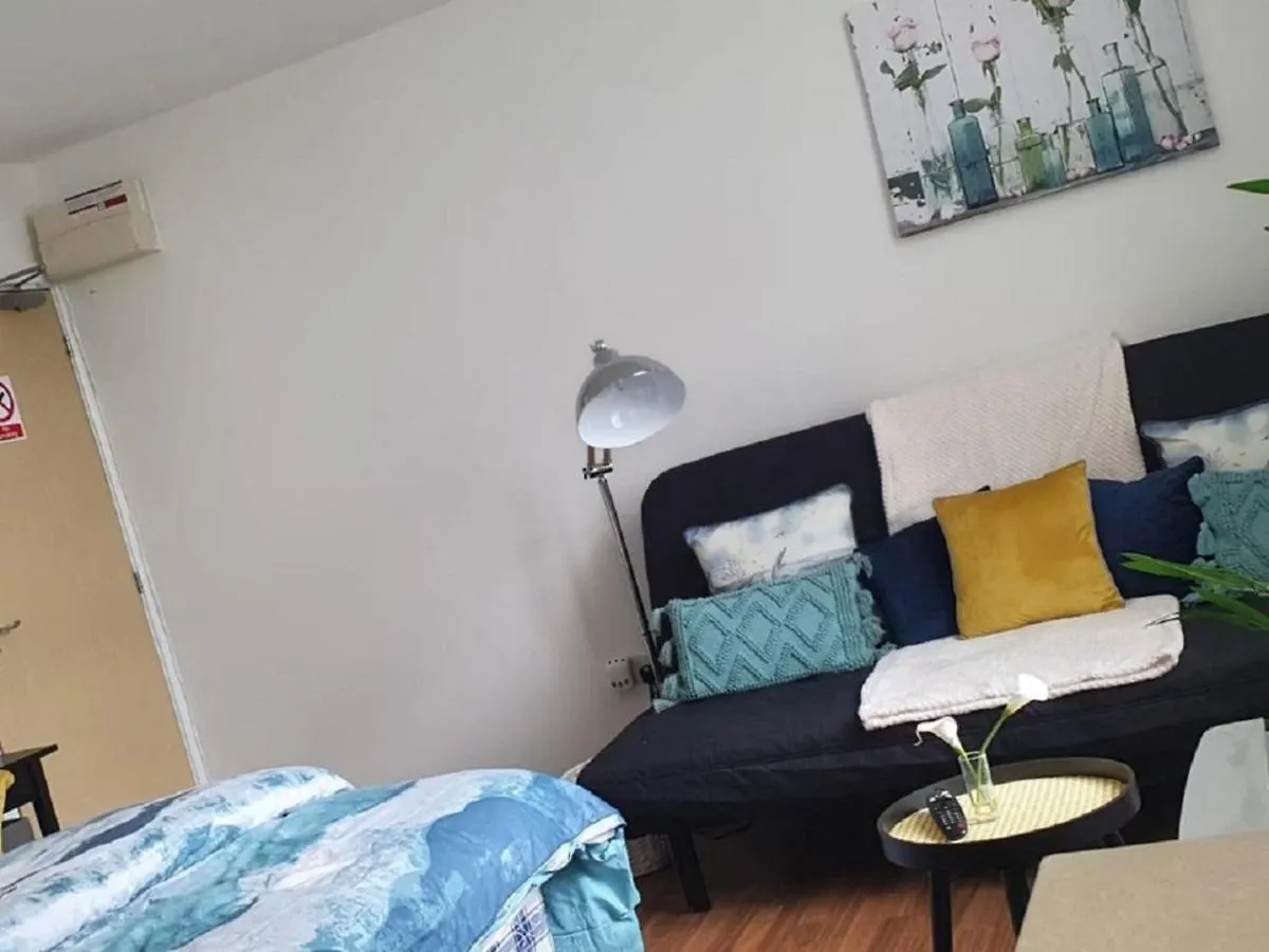 Citynights Studios With Free Parking Liverpool 0*,