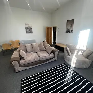 Apartment No 3 - Large 1 Bed Near Sefton Park And Lark Lane, Liverpool