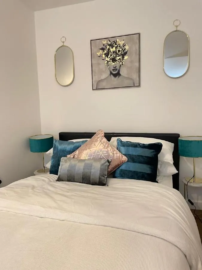 Aparthotel Citynights Studios With Free Parking Liverpool